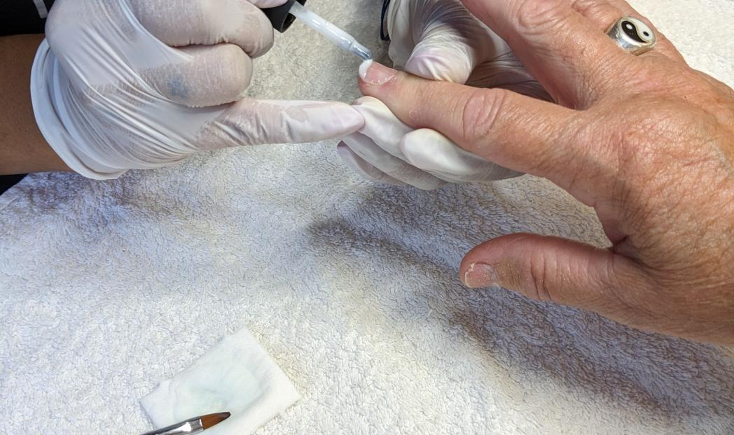 French manicure aanbrengen