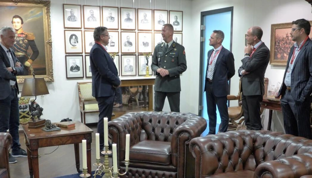 Motrac gaat defensie ontzorgen met interne transportmiddelen