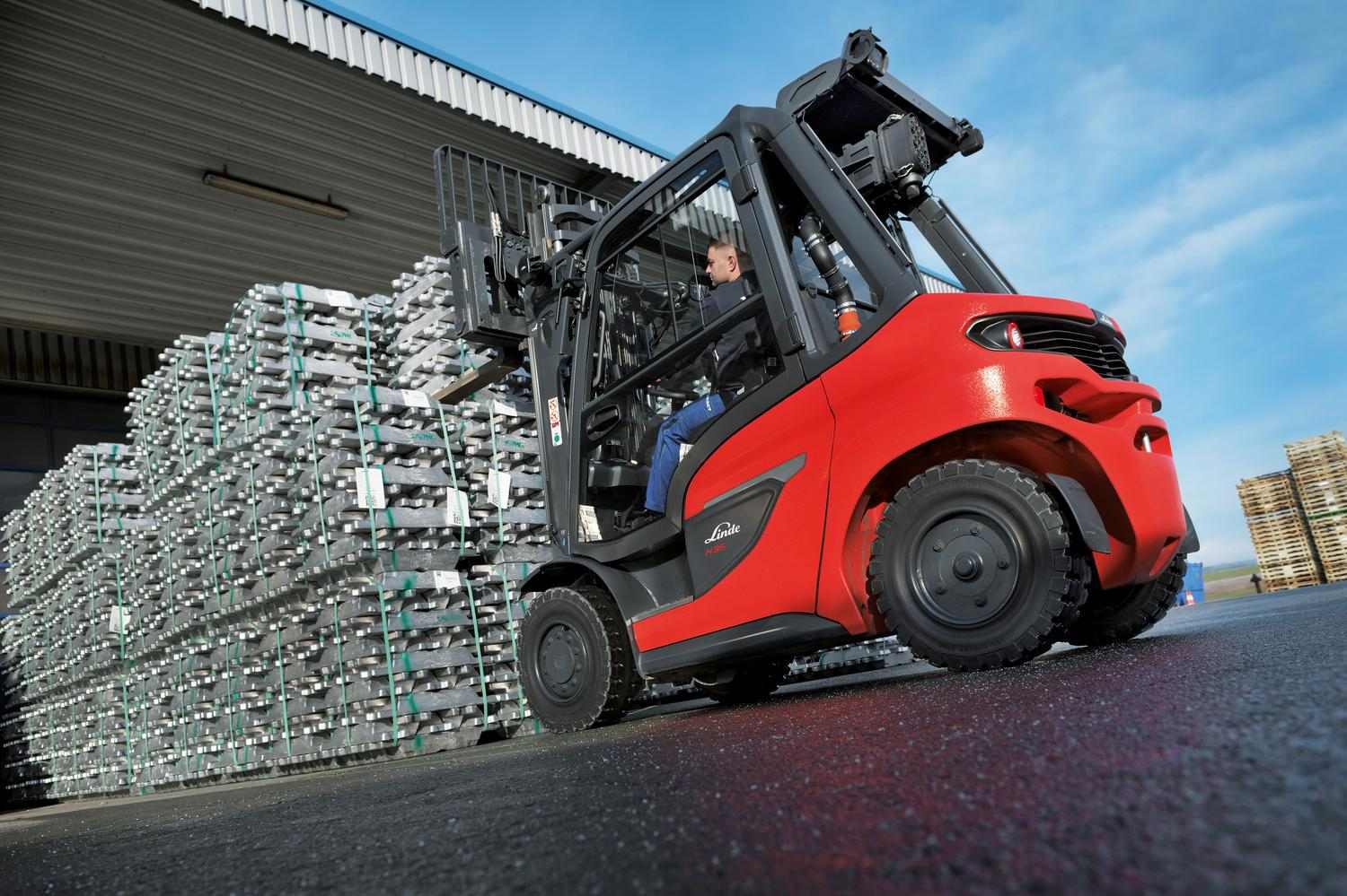 Motrac occasion vestiging Apeldoorn voorraadtrucks