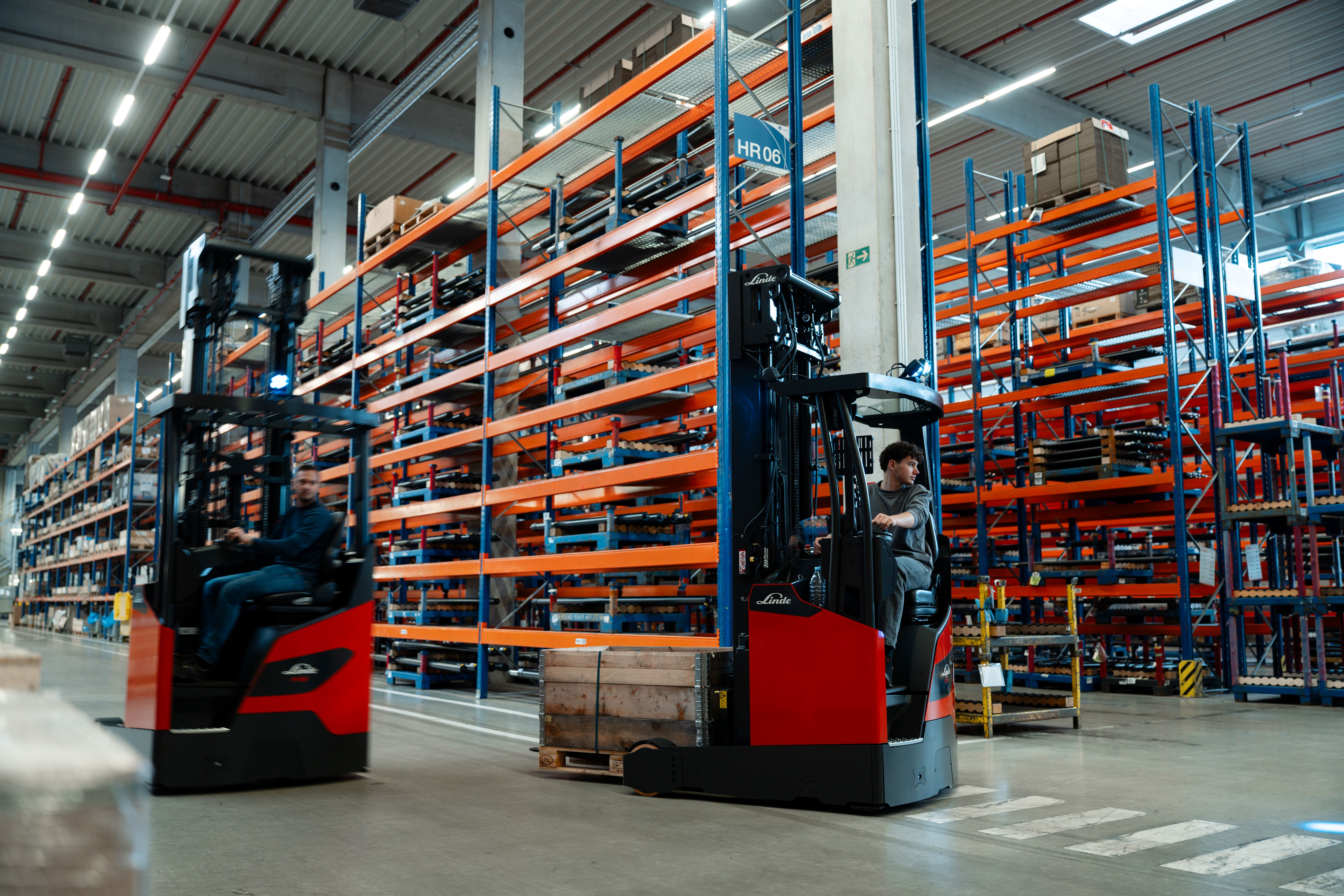 Motrac reachtrucks
