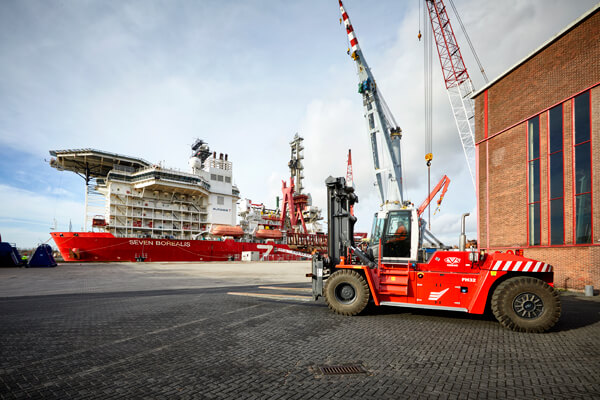 Franklin Offshore Europe heftruck zwaar intern transport