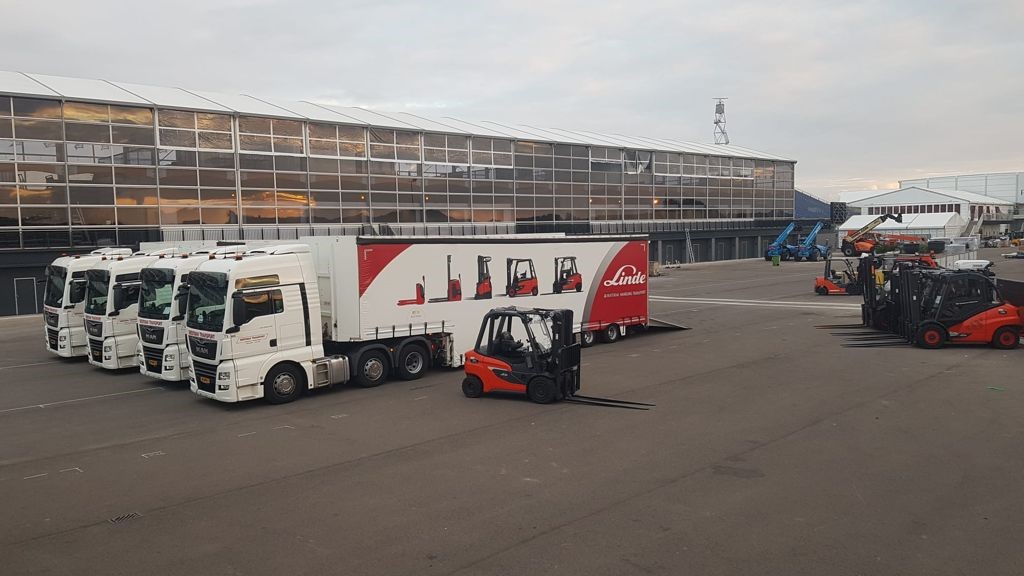 formule 1 Zandvoort vrachtwagens en truck - bericht heftrucks op Zandvoort