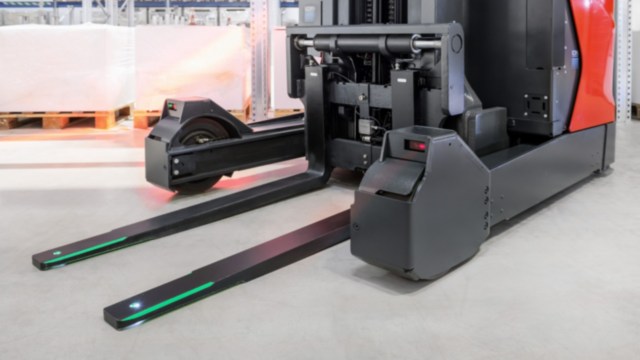 reach_trucks-R20-groene vorken