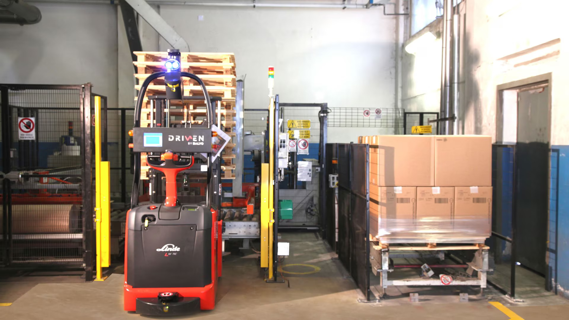 AGV bij transportband