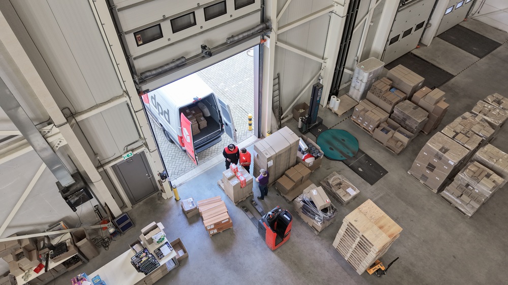 Laden en lossen bij 999 games in Almere