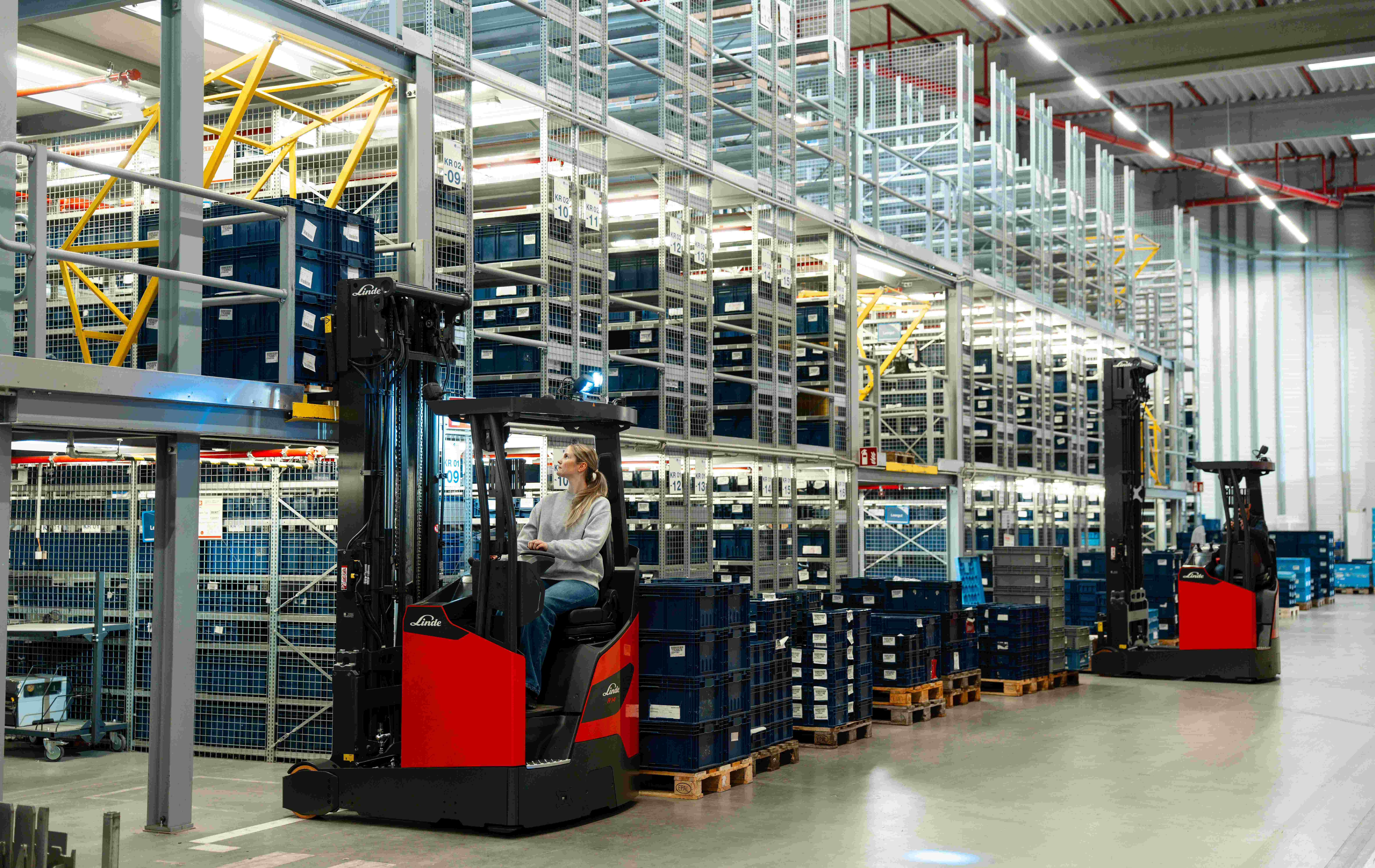 De nieuwe serie reachtrucks van Linde richt zich op dagelijkse magazijntoepassingen.